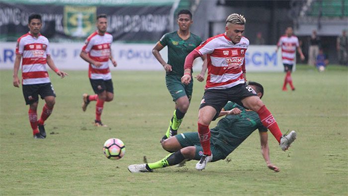 Prediksi Pertandingan Bola Madura United vs PS TIRA 3 Agustus 2018
