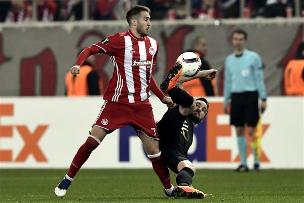 Prediksi Pertandingan Bola Burnley vs Olympiakos 31 Agustus 2018