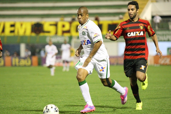 Prediksi Pertandingan Bola Sport Recife vs Chapecoense 6 Agustus 2018 