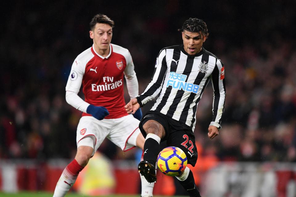 Prediksi Pertandingan Bola Newcastle United vs Arsenal 15 September 2018